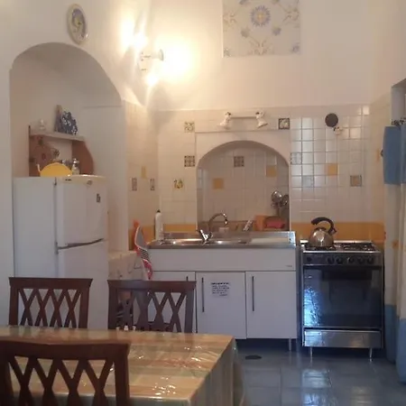 Apartment La Casa In Via Del Campo Maiori